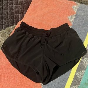 Lululemon Hotty Hot Short